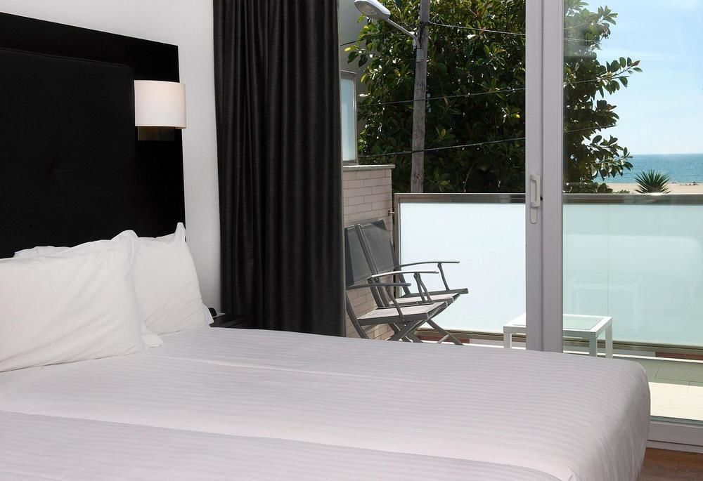 Bel Air Hotel Кастелдефелс Екстериор снимка